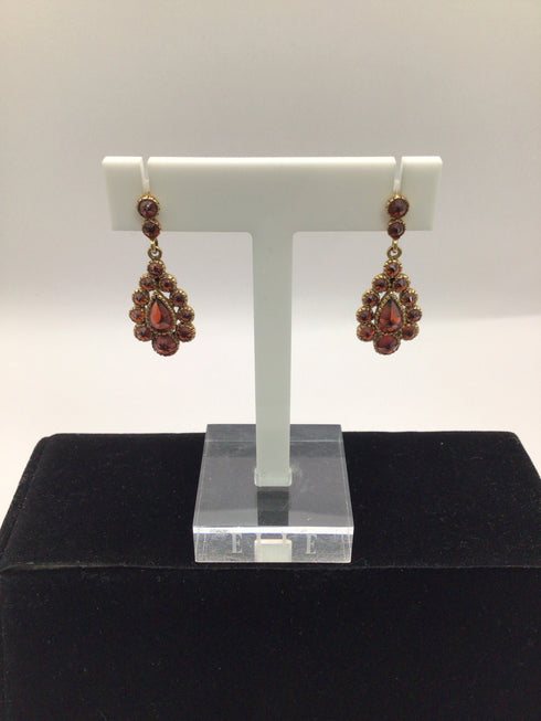 14k Gold Teardrop Garnet drop Earrings